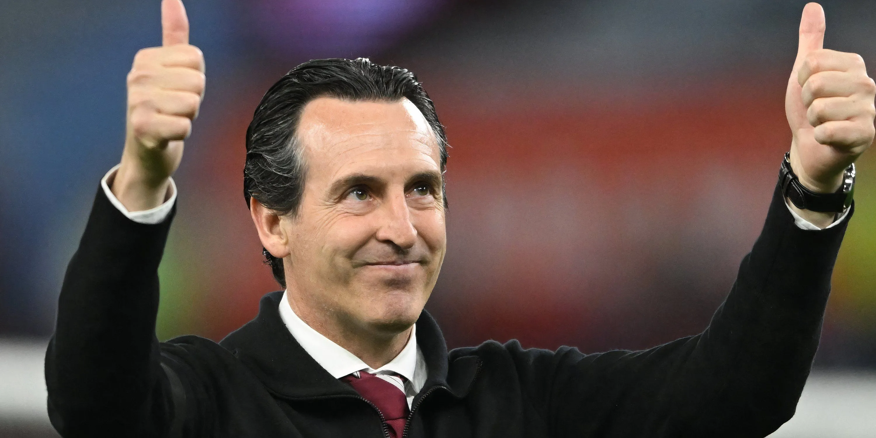 Huấn luyện viên Unai Emery của Aston Villa