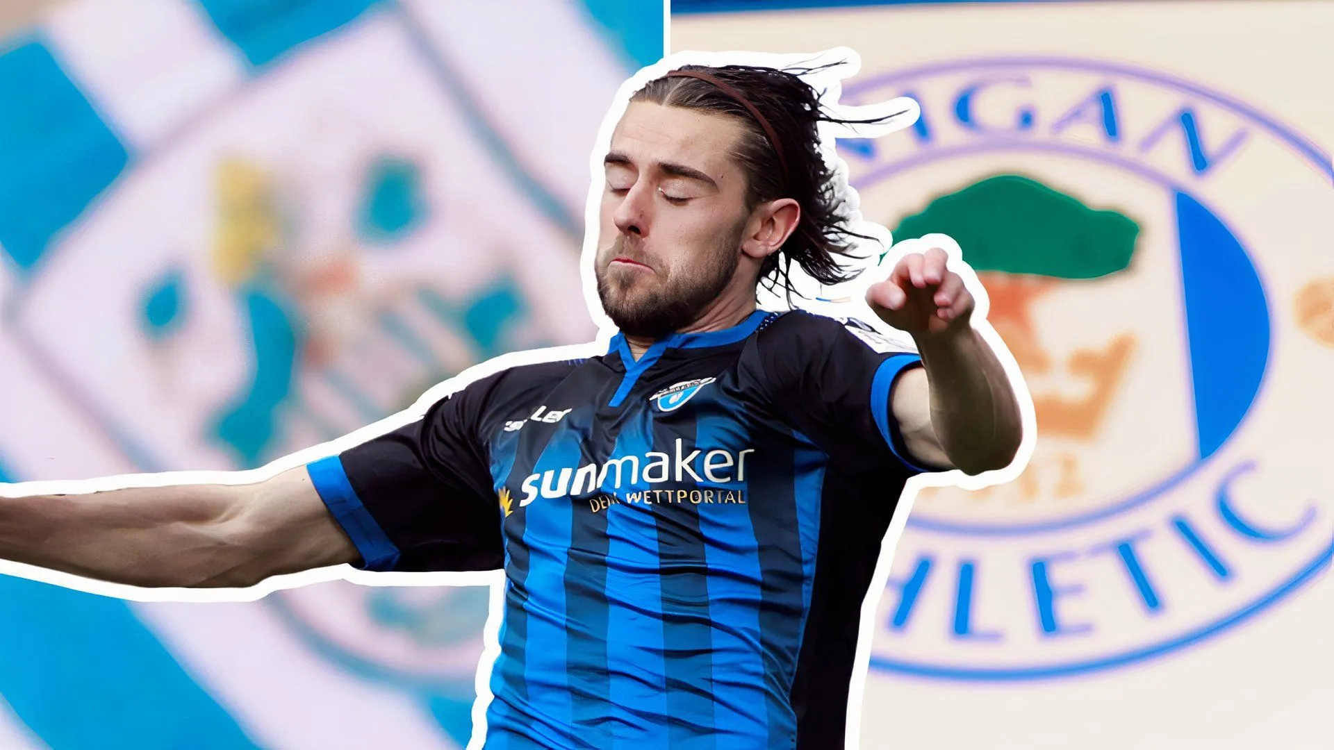 Hình ảnh cầu thủ Antony Evans cùng logo Wigan Athletic và Huddersfield Town