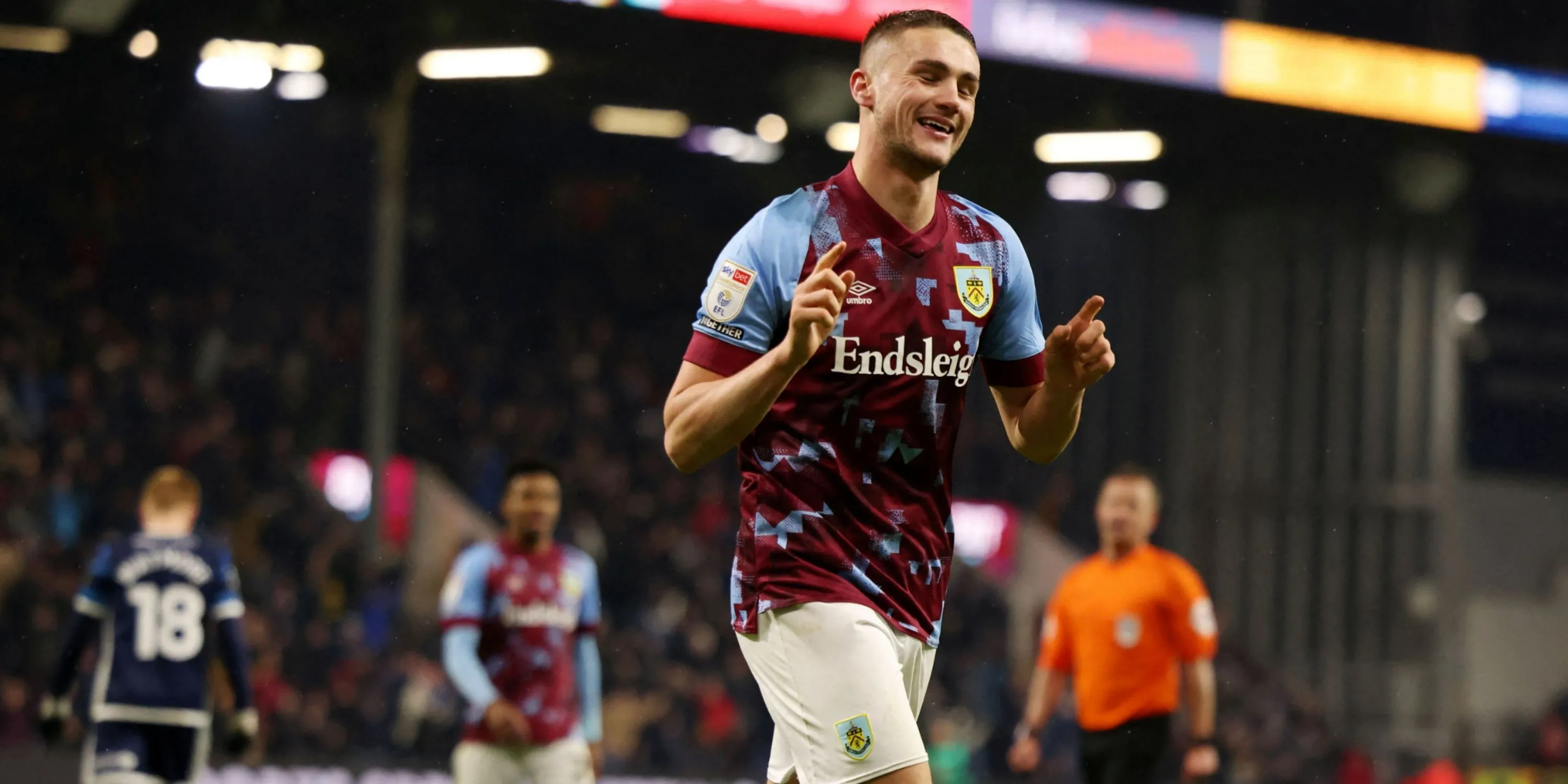 Taylor Harwood-Bellis, mục tiêu tiềm năng của Burnley