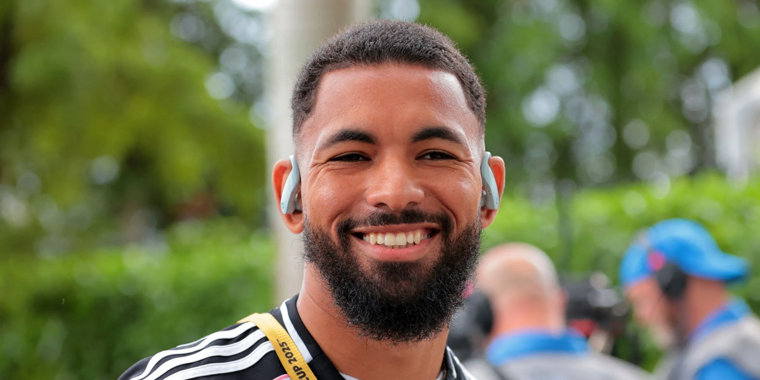 Douglas Luiz trong màu áo Juventus, mục tiêu chuyển nhượng của Tottenham.