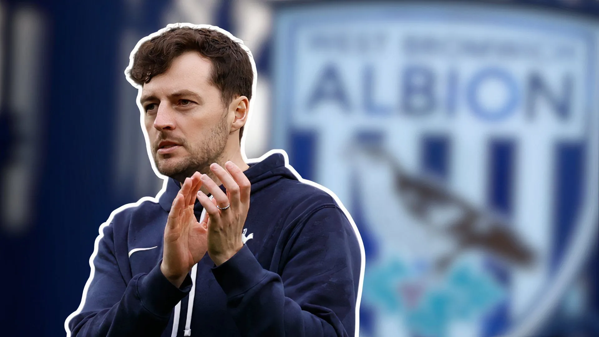 Hình ảnh HLV Ryan Mason của West Brom, người đang đặt kỳ vọng lớn vào tân binh George Campbell để củng cố hàng thủ đội bóng.