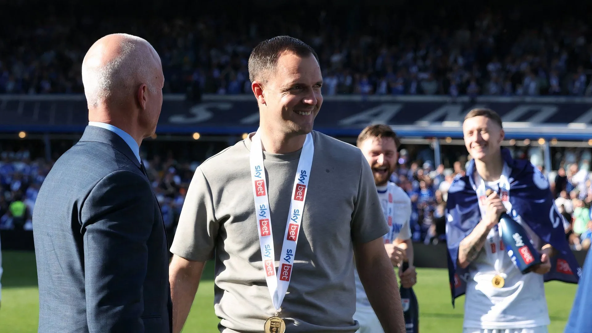 HLV Chris Davies của Birmingham City, người được kỳ vọng sẽ giúp Kyogo Furuhashi tìm lại phong độ đỉnh cao tại giải hạng Nhất Anh.