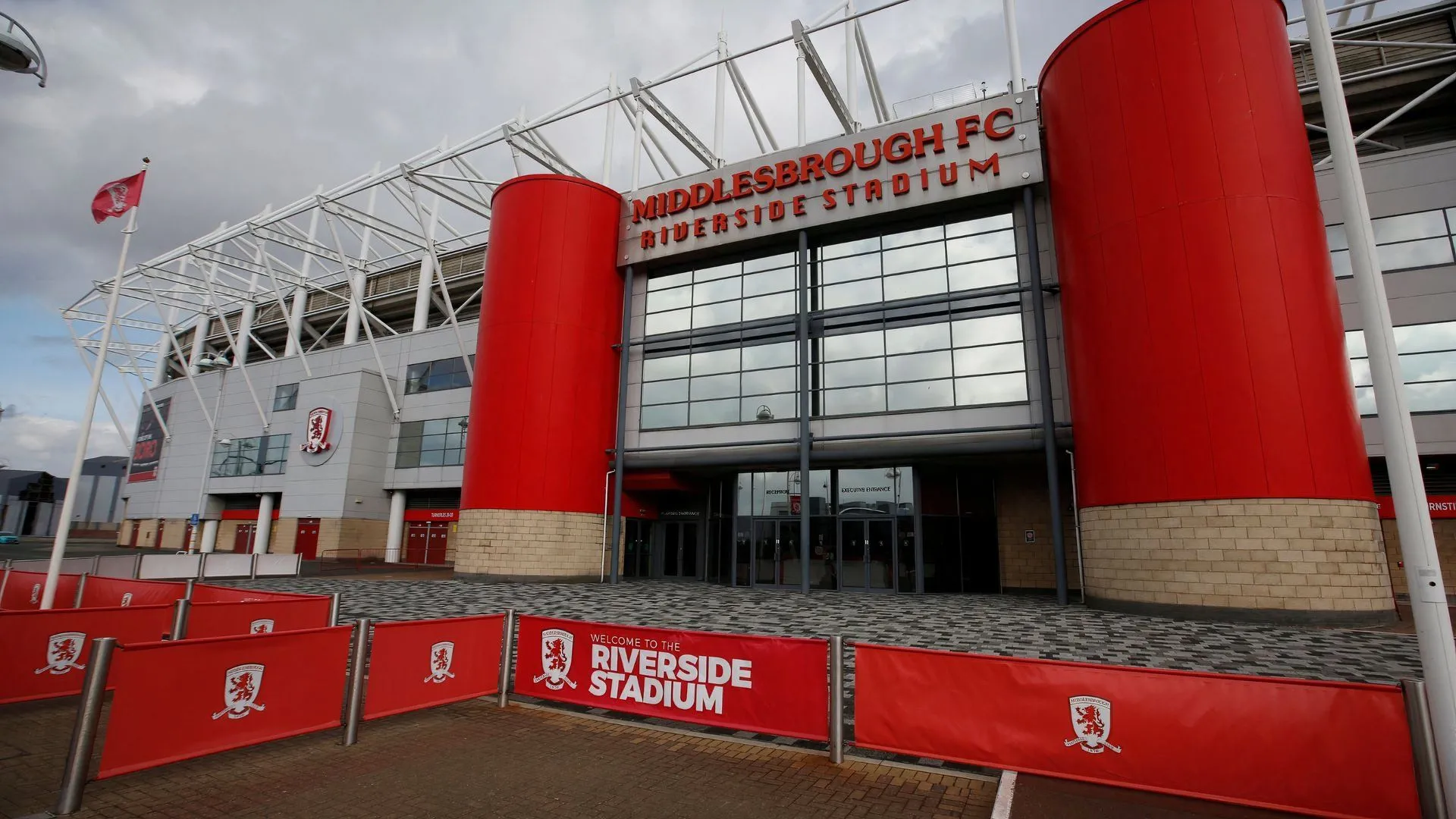 Sân vận động Riverside của Middlesbrough, nơi James Arthur từng biểu diễn