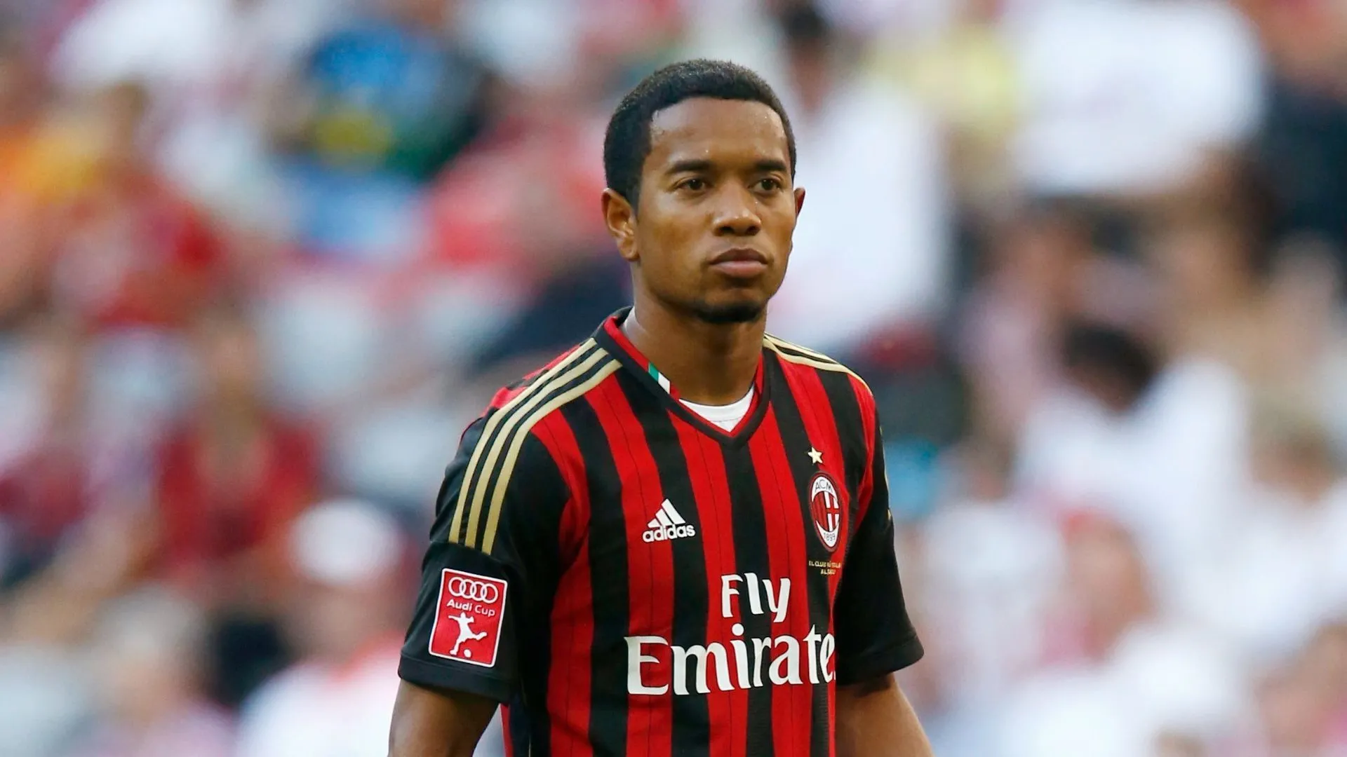 Urby Emanuelson khoác áo Sheffield Wednesday