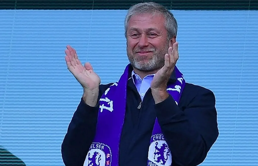Abramovich được coi là người có công lớn với Chelsea trong quá trình phát triển của CLB.