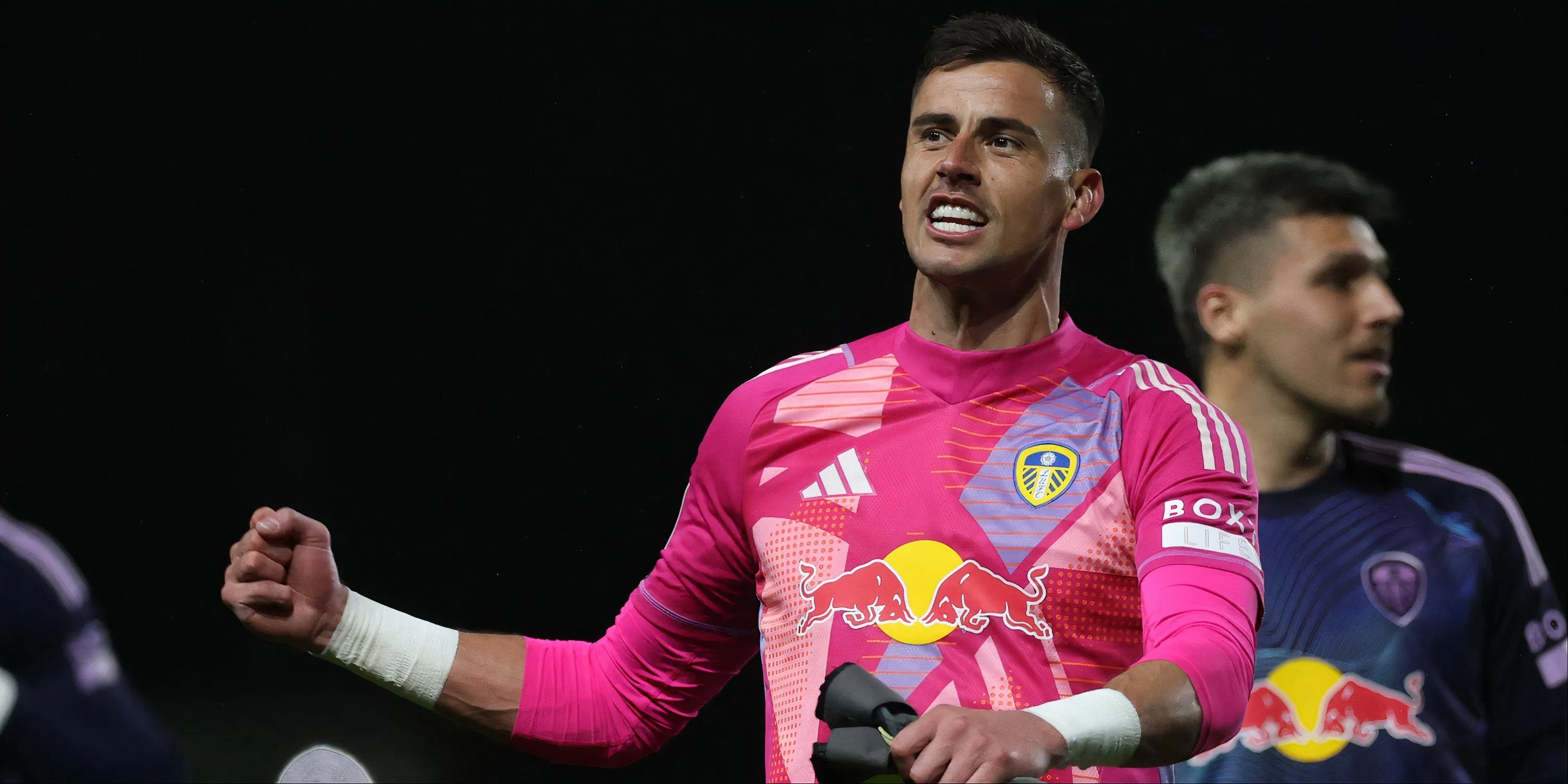 Karl Darlow – thủ môn dự bị mùa trước của Leeds United ở Championship