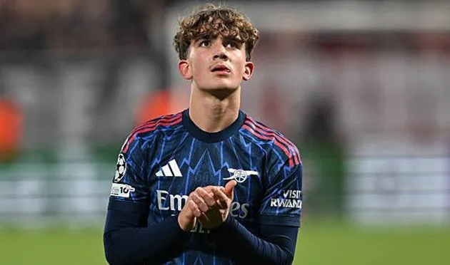 Max Dowman trở thành cầu thủ trẻ nhất ra sân ở Champions League với Arsenal