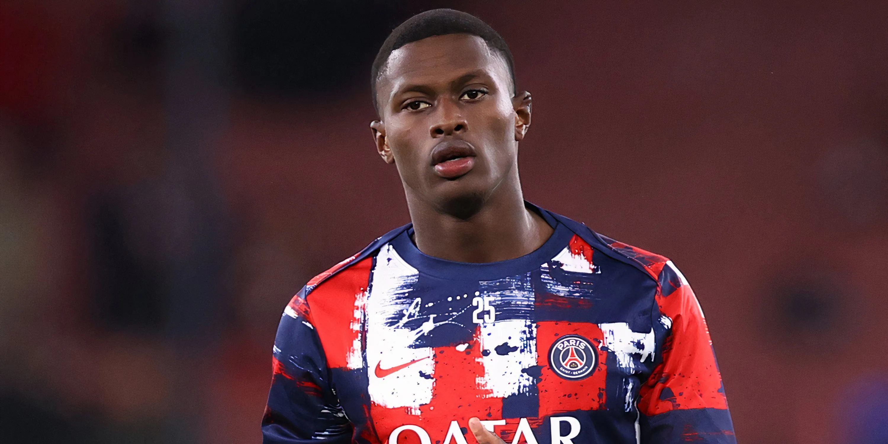 Nuno Mendes chuẩn bị trước trận đấu với PSG