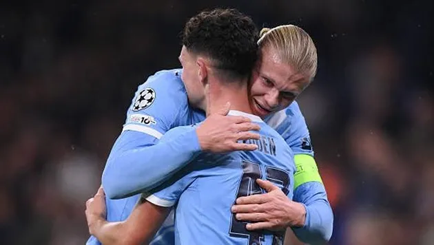 Phil Foden gây ấn tượng bên cạnh Erling Haaland tại Etihad