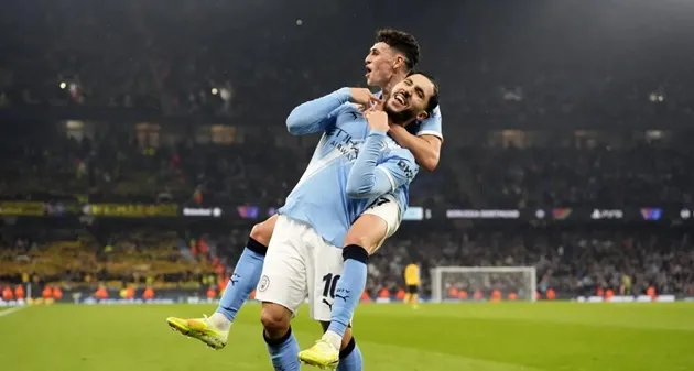 Rayan Cherki tiếp tục thể hiện phong độ thăng hoa tại Manchester City