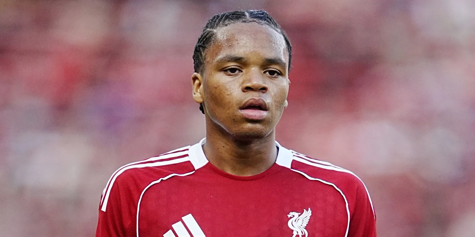 Rio Ngumoha khoác áo Liverpool