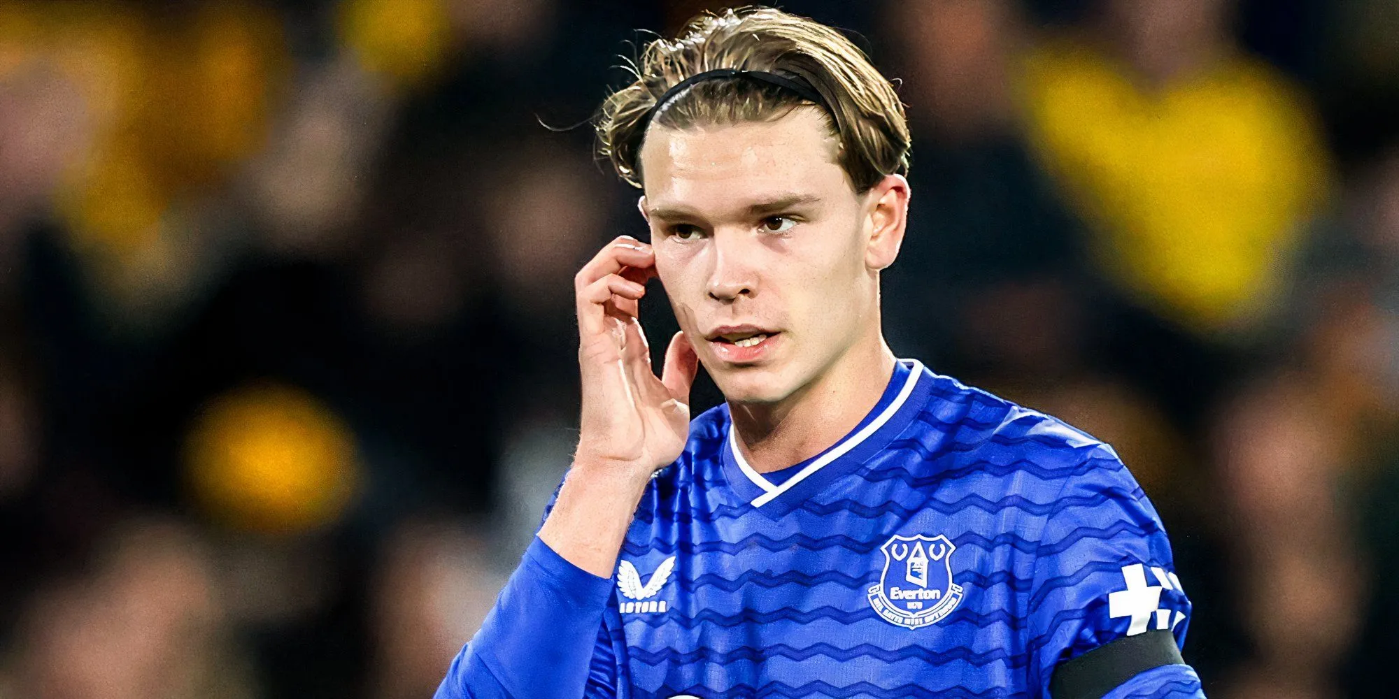 Tyler Dibling trong màu áo Everton